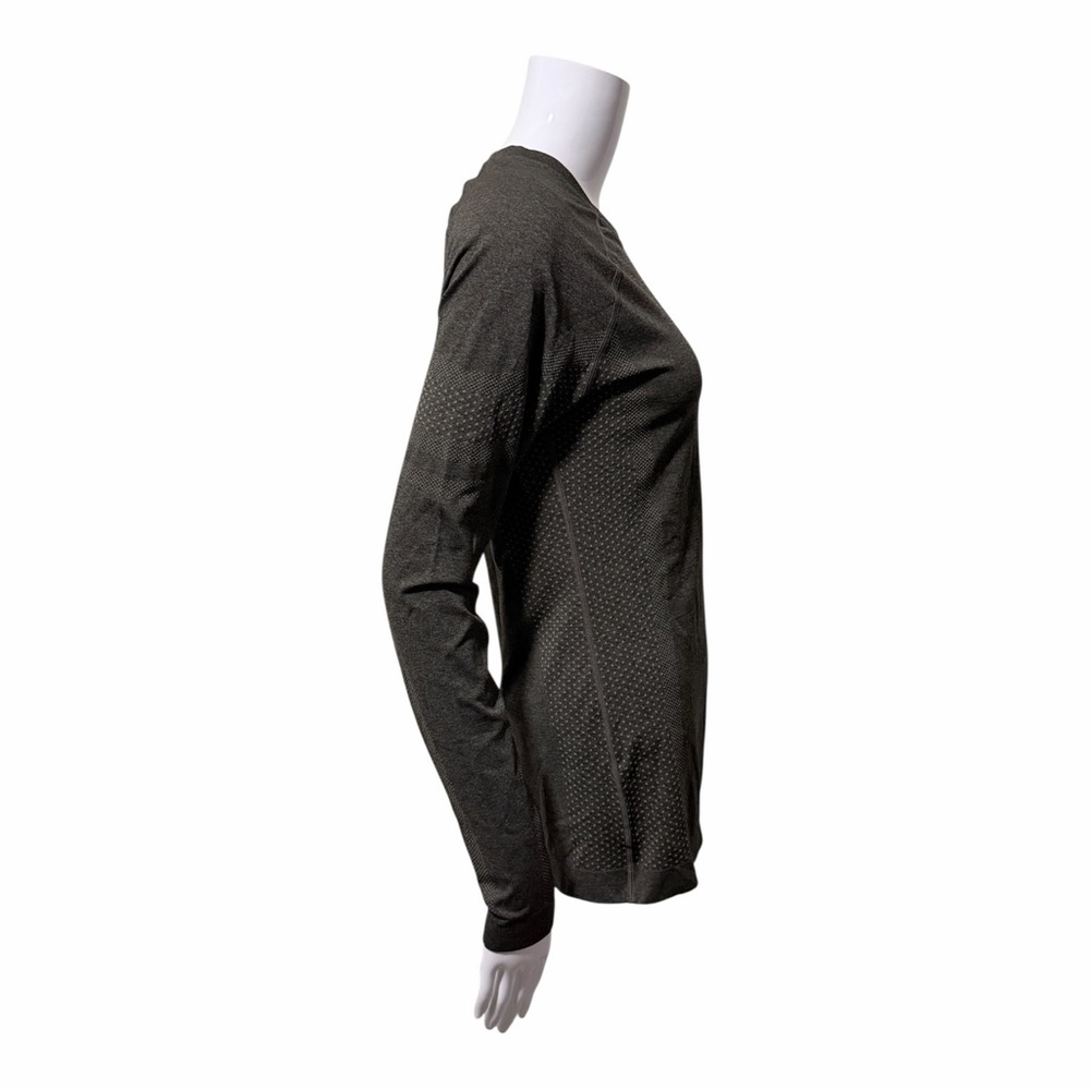 NEW Figs Salta Seamless Long Sleeve Underscrub Size Medium Moss - Picture 3 of 8